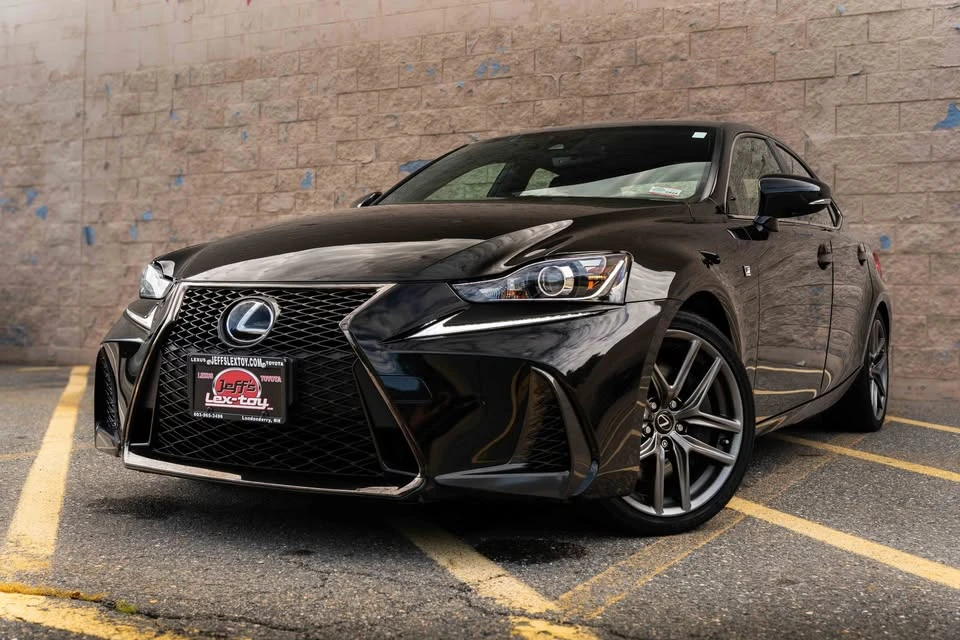 2017 Lexus IS 3rd Gen - Image 7 of 20