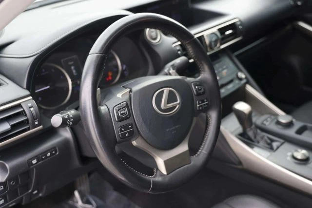 2017 Lexus IS 3rd Gen - Image 17 of 21