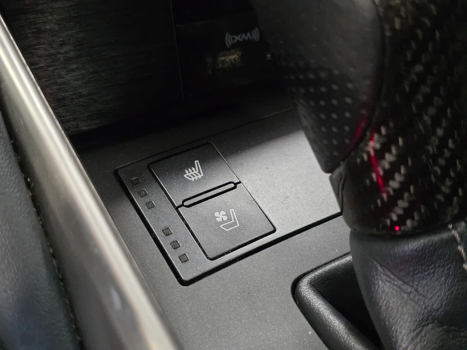2017 Lexus IS 3rd Gen - Image 27 of 31