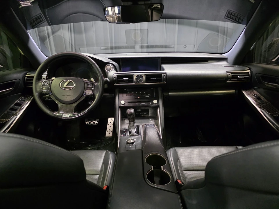 2017 Lexus IS 3rd Gen - Image 20 of 31