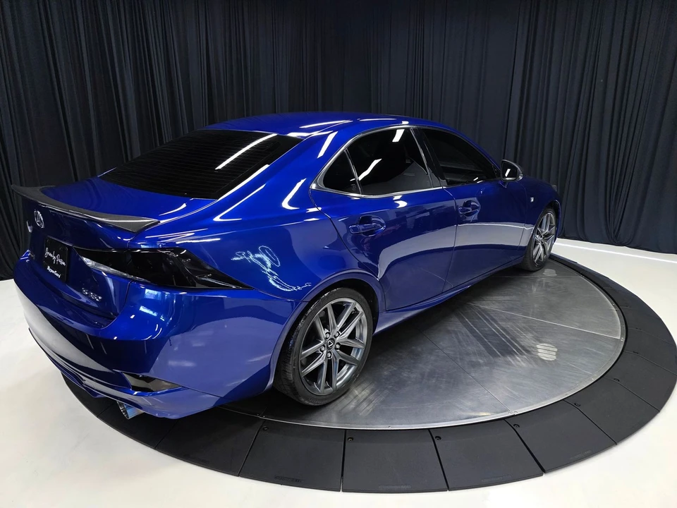 2017 Lexus IS 3rd Gen - Image 13 of 31