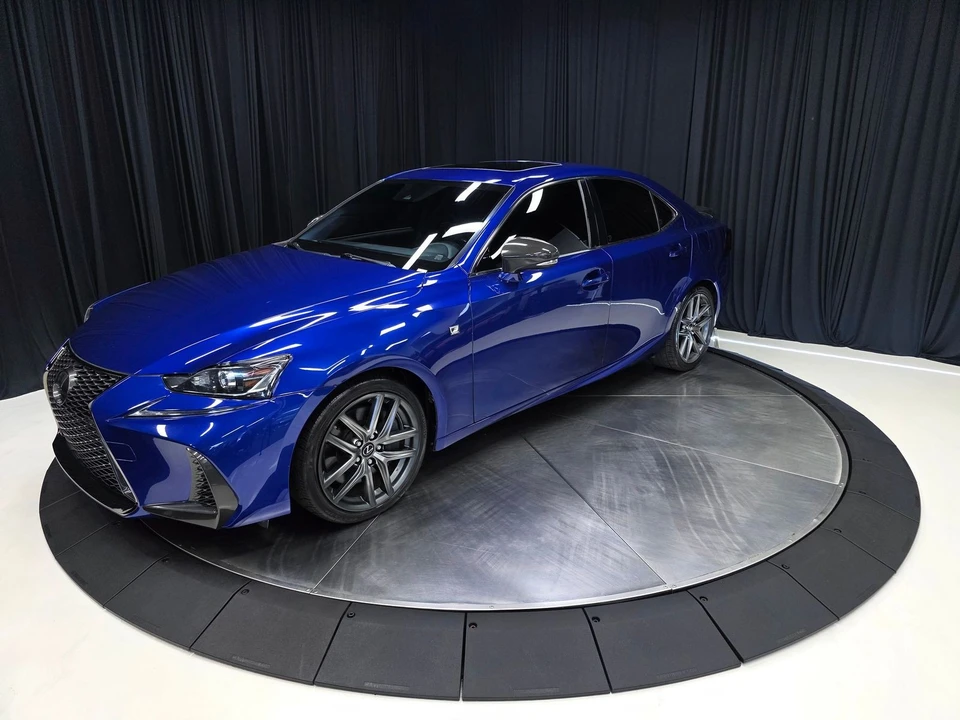 2017 Lexus IS 3rd Gen - Image 9 of 31