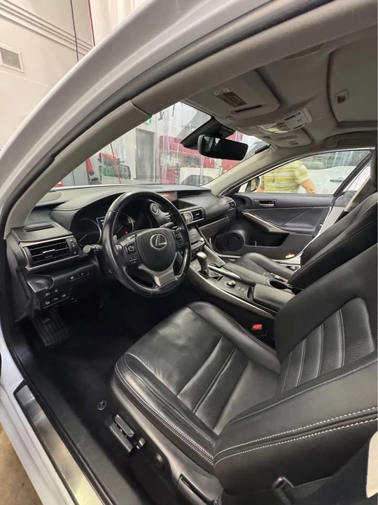 2017 Lexus IS 3rd Gen - Image 4 of 8