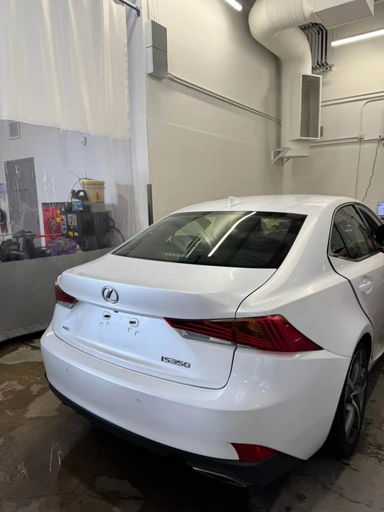 2017 Lexus IS 3rd Gen - Image 7 of 8