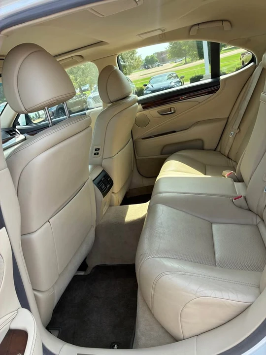 2017 Lexus LS 4th Gen - Image 3 of 8