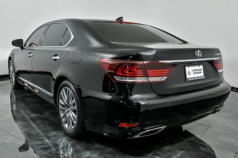 2017 Lexus LS 4th Gen - Image 7 of 31
