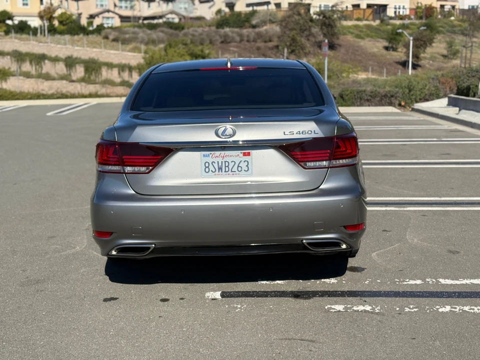 2017 Lexus LS 4th Gen - Image 10 of 31