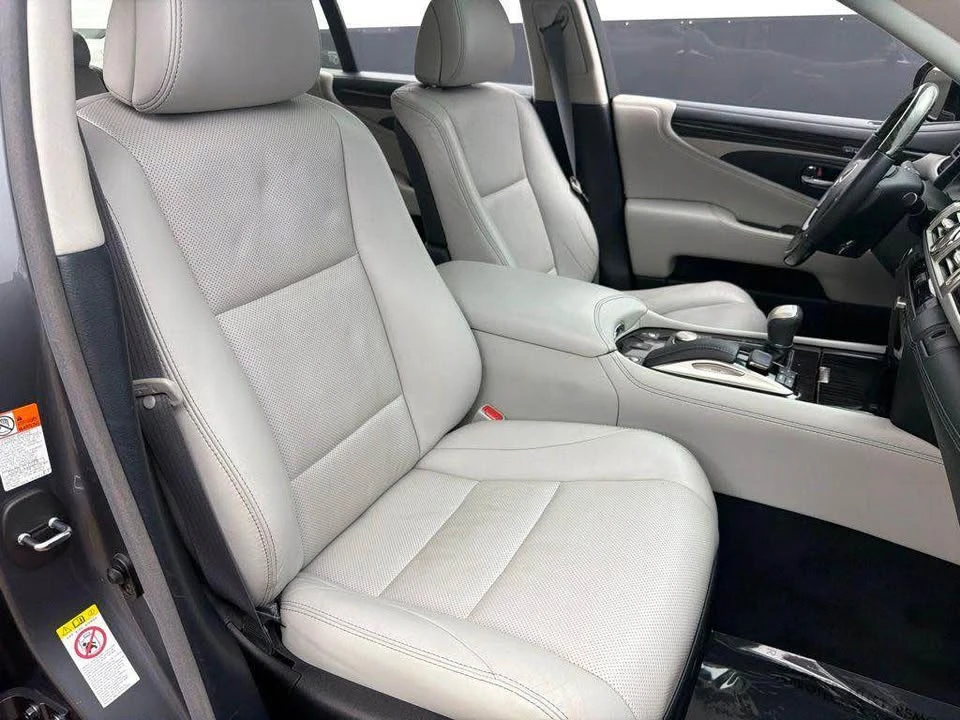 2017 Lexus LS 4th Gen - Image 8 of 16