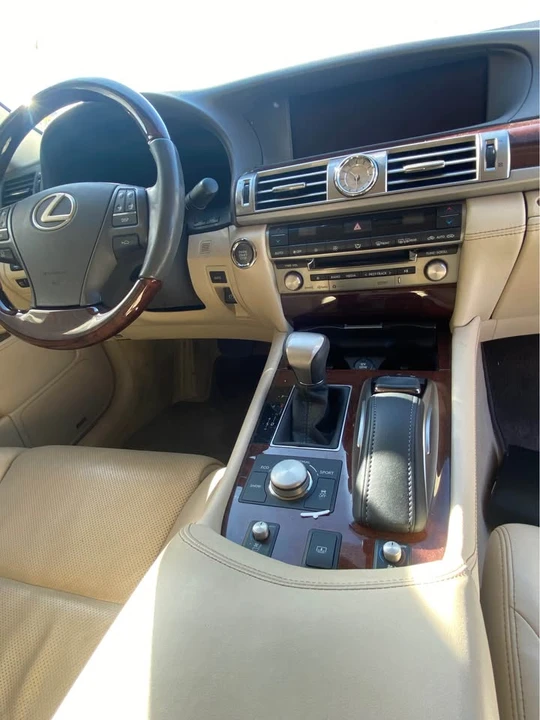 2017 Lexus LS 4th Gen - Image 3 of 6