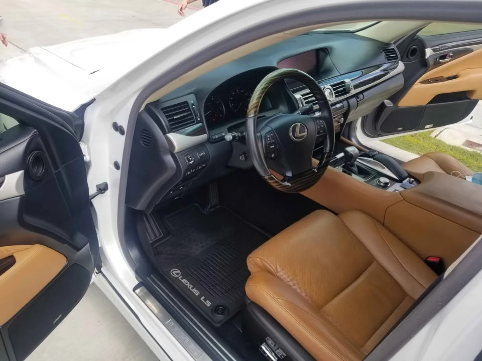 2017 Lexus LS 4th Gen - Image 3 of 8