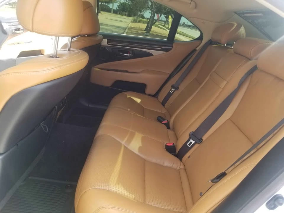 2017 Lexus LS 4th Gen - Image 2 of 8