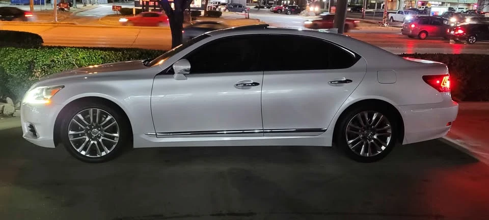 2017 Lexus LS 4th Gen - Image 8 of 8