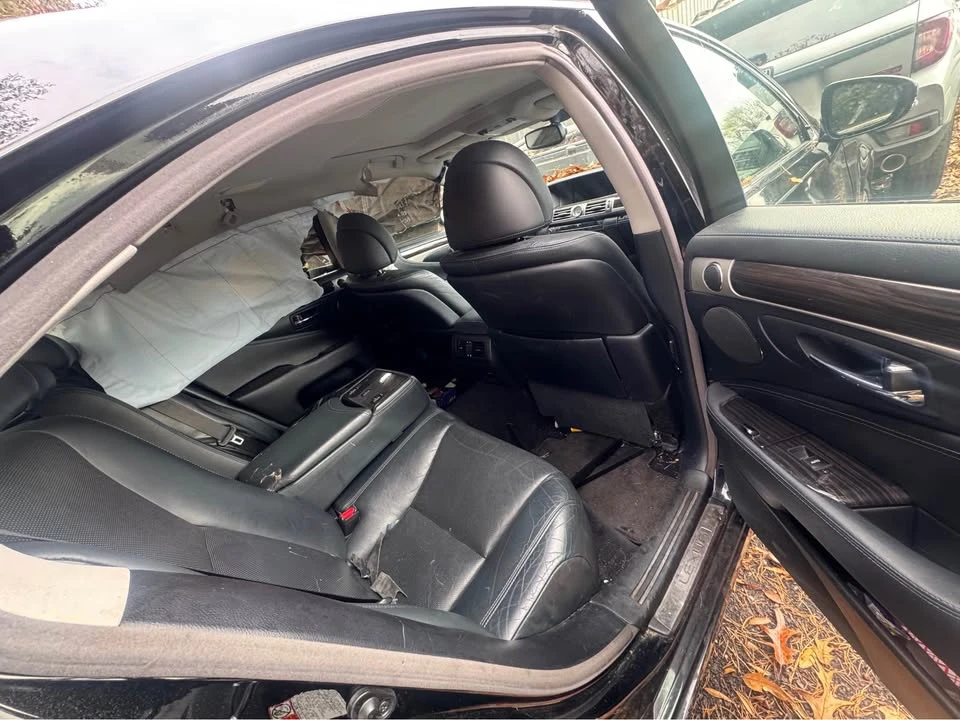 2017 Lexus LS 4th Gen - Image 5 of 7