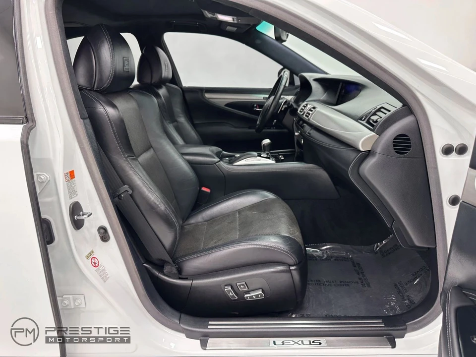 2017 Lexus LS 4th Gen - Image 14 of 21