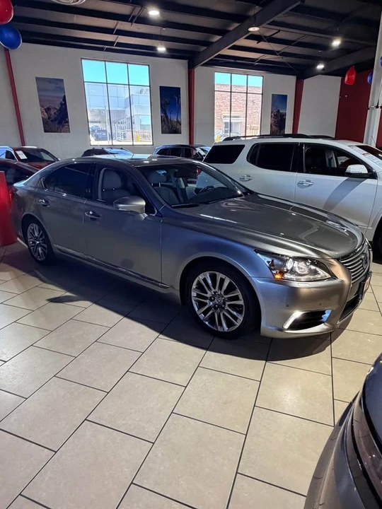 2017 Lexus LS 4th Gen - Image 3 of 11
