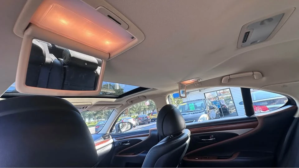 2017 Lexus LS 4th Gen - Image 20 of 20