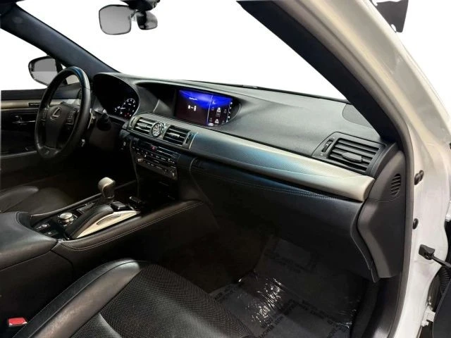 2017 Lexus LS 4th Gen - Image 10 of 12