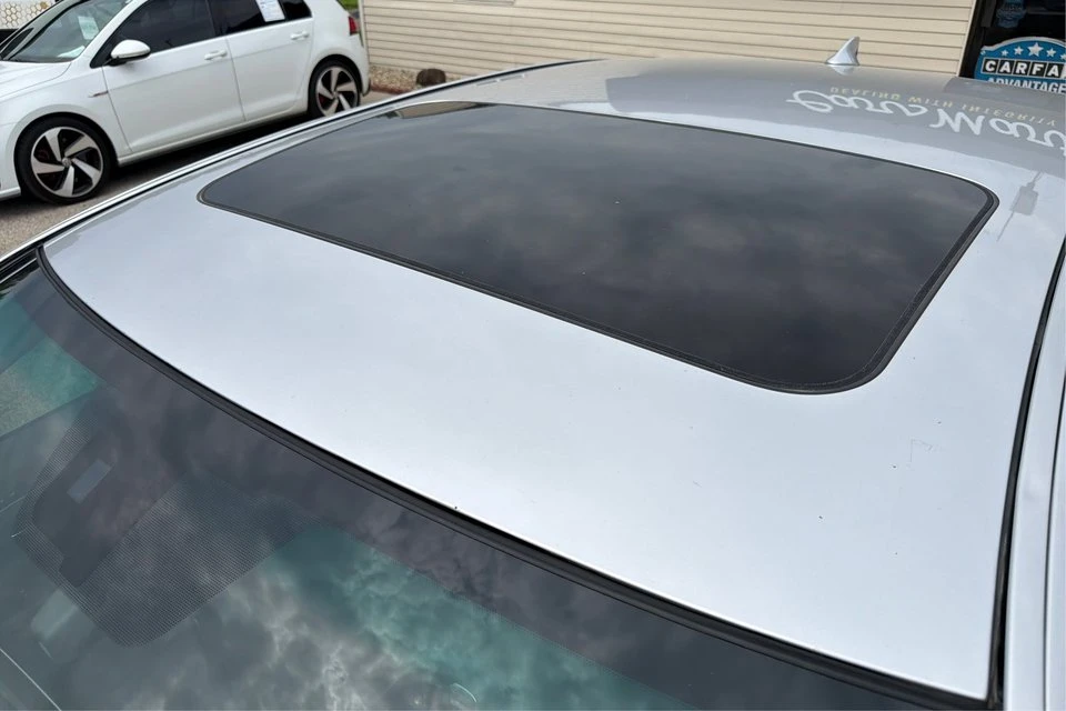 2017 Lexus LS 4th Gen - Image 12 of 20