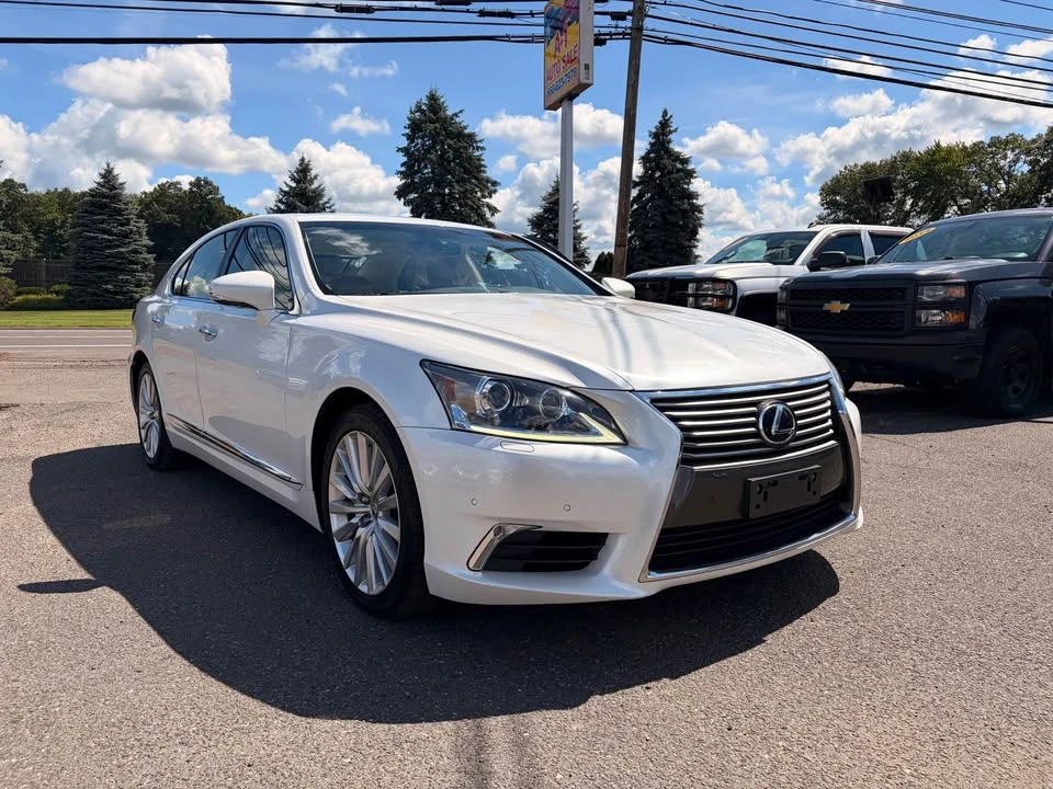 2017 Lexus LS 4th Gen - Image 6 of 13