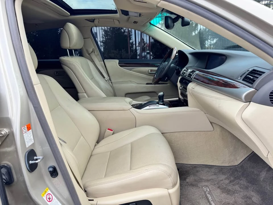 2017 Lexus LS 4th Gen - Image 6 of 14