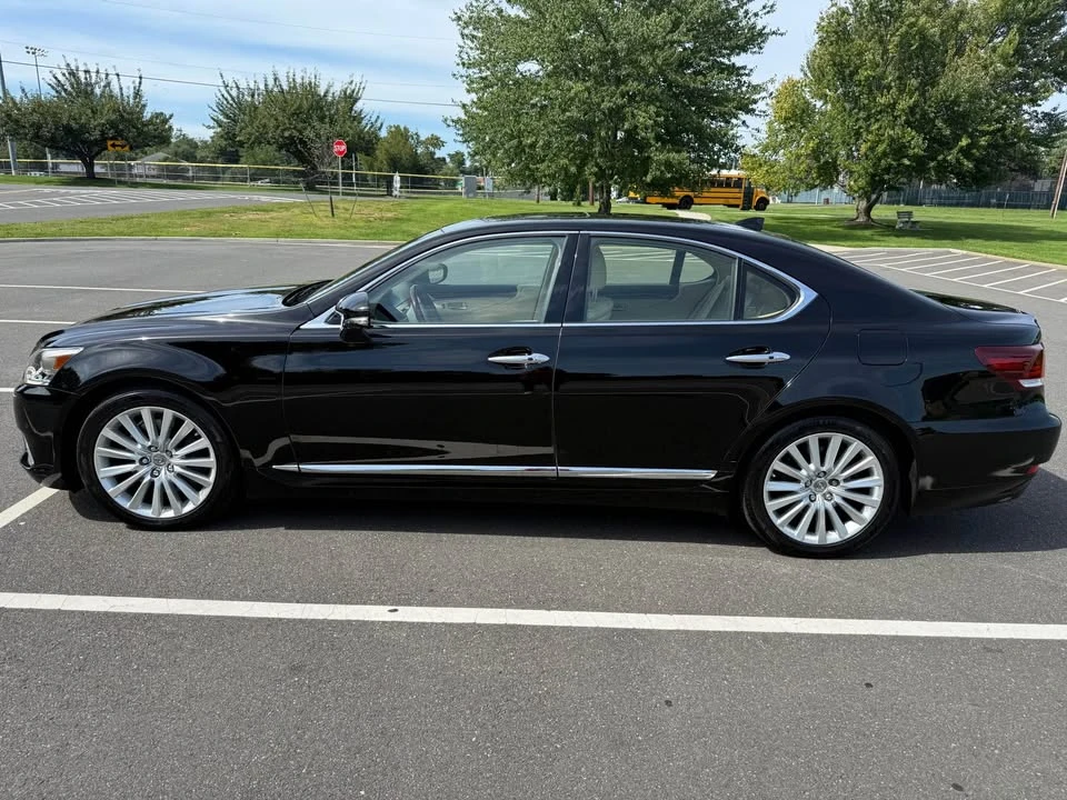 2017 Lexus LS 4th Gen - Image 2 of 13
