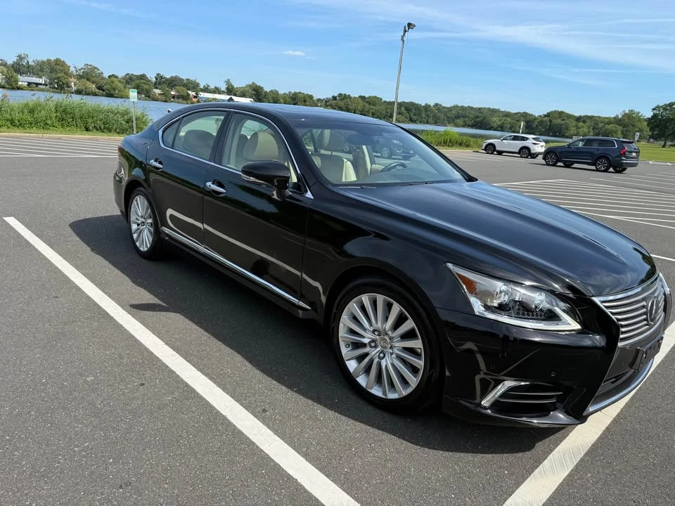 2017 Lexus LS 4th Gen - Image 7 of 13