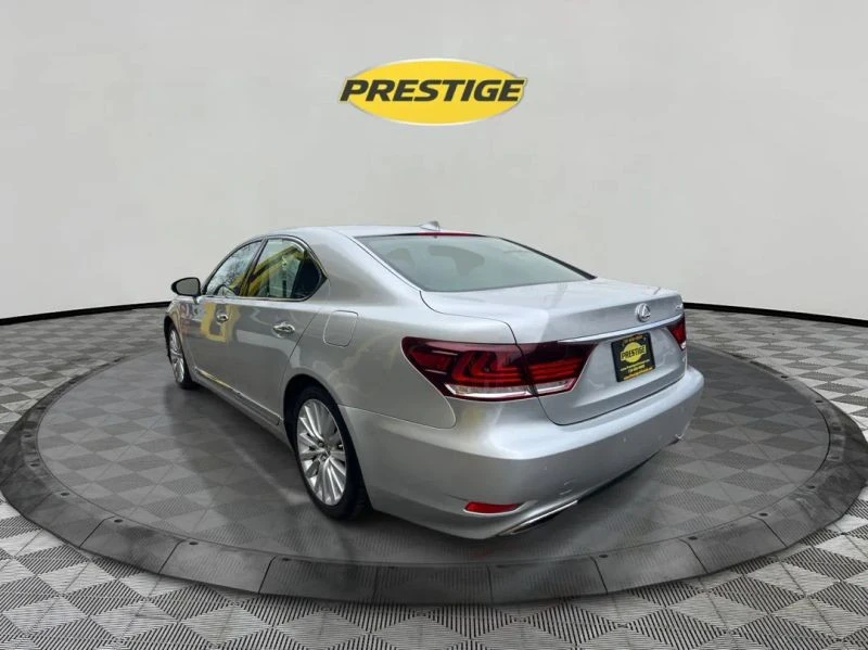 2017 Lexus LS 4th Gen - Image 7 of 12