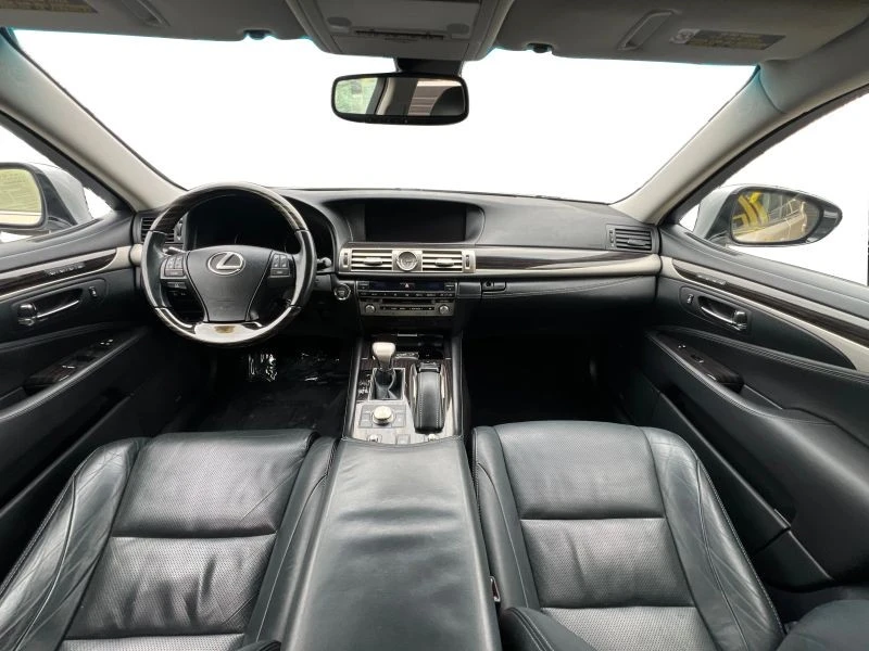 2017 Lexus LS 4th Gen - Image 12 of 12