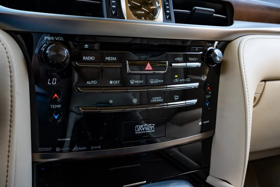 2017 Lexus LX 4th Gen - Image 17 of 20