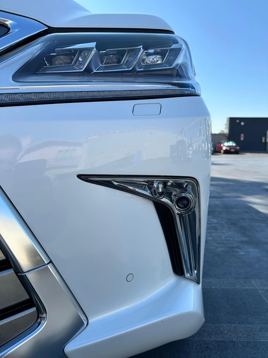 2017 Lexus LX 3rd Gen - Image 15 of 31