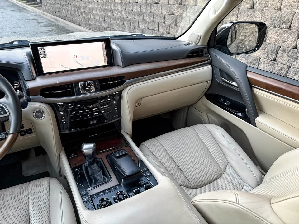 2017 Lexus LX 4th Gen - Image 15 of 20