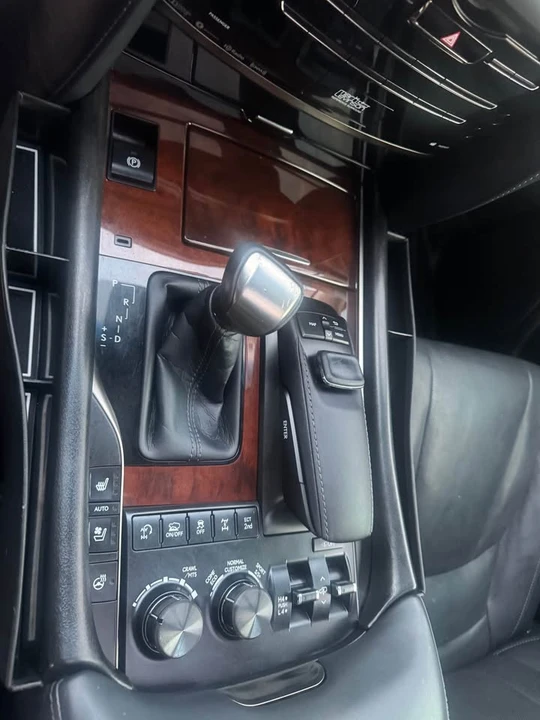 2017 Lexus LX 4th Gen - Image 11 of 16