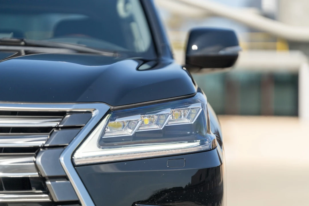 2017 Lexus LX 4th Gen - Image 17 of 31
