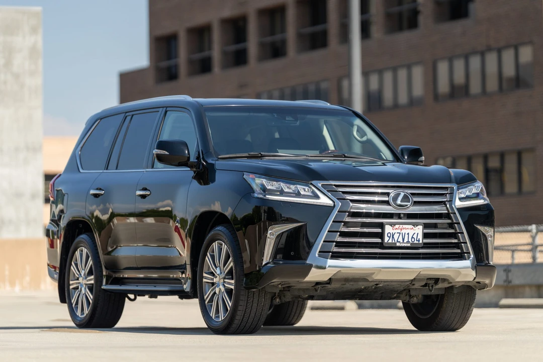 2017 Lexus LX 4th Gen - Image 4 of 31