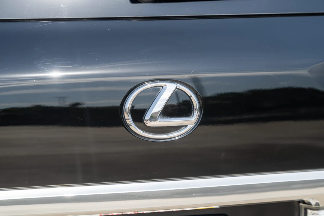 2017 Lexus LX 4th Gen - Image 22 of 31