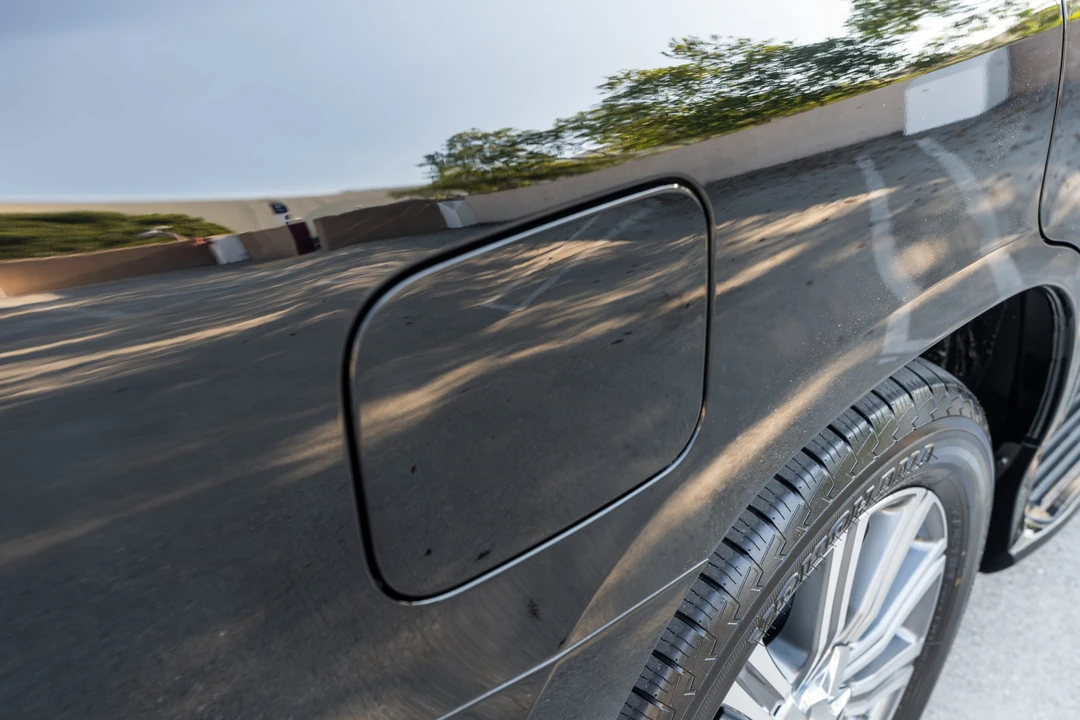 2017 Lexus LX 4th Gen - Image 25 of 31