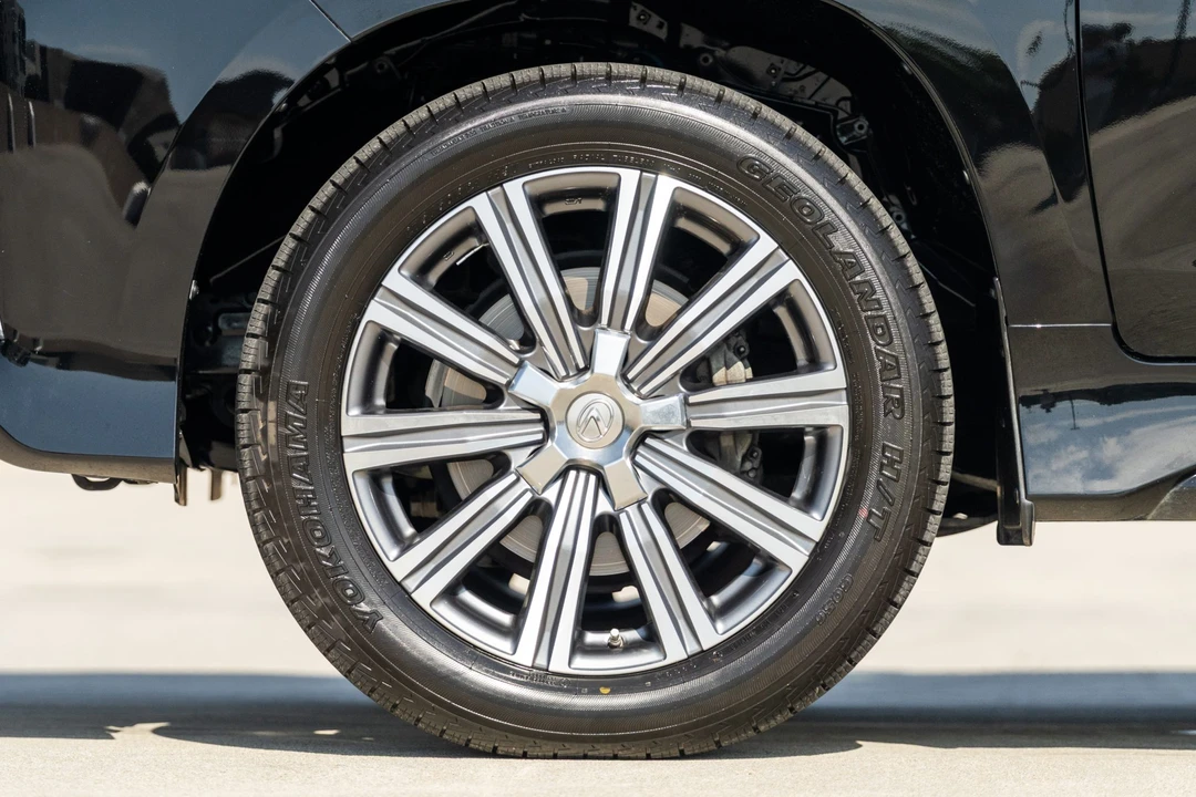 2017 Lexus LX 4th Gen - Image 29 of 31