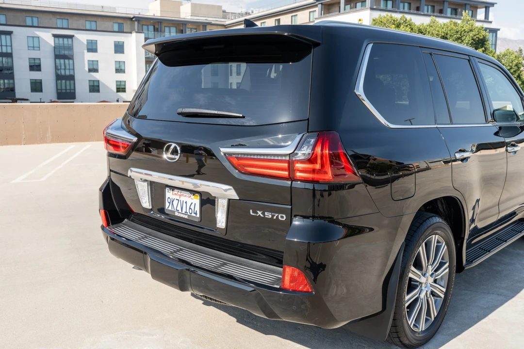 2017 Lexus LX 4th Gen - Image 12 of 31