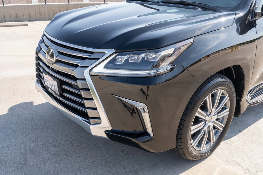 2017 Lexus LX 4th Gen - Image 10 of 31