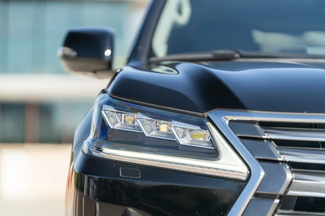 2017 Lexus LX 4th Gen - Image 16 of 31