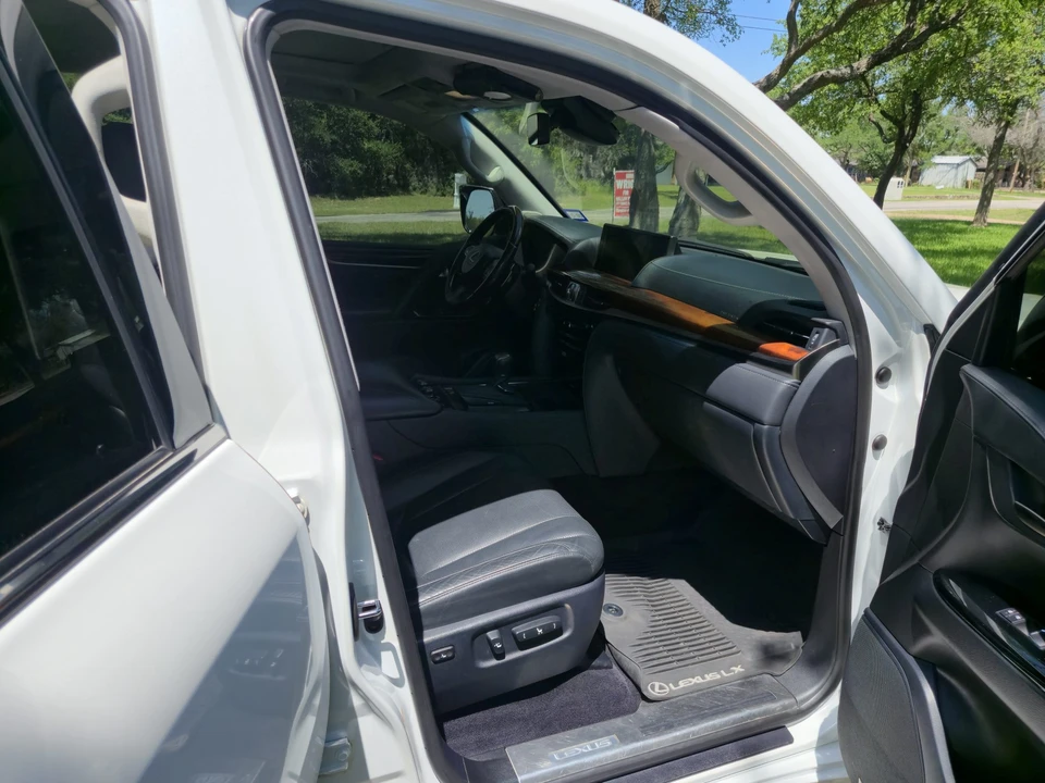 2017 Lexus LX 3rd Gen - Image 15 of 31