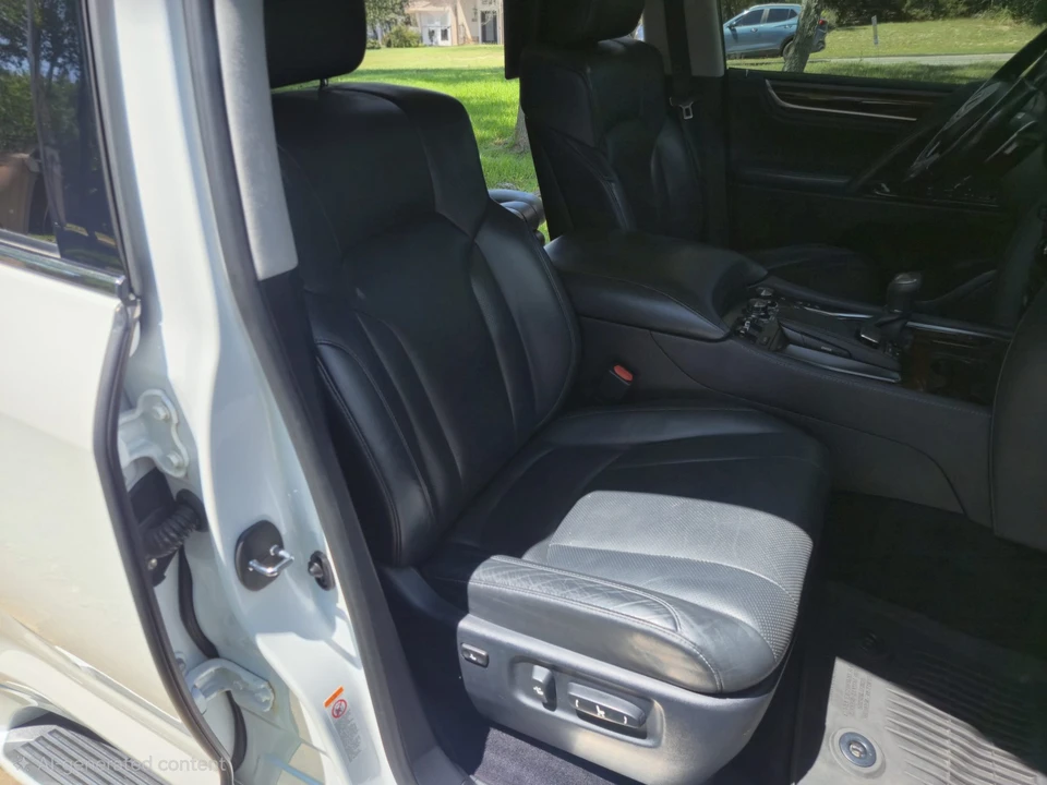 2017 Lexus LX 3rd Gen - Image 14 of 31