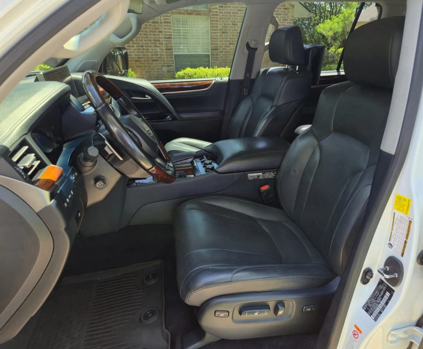 2017 Lexus LX 3rd Gen - Image 12 of 31