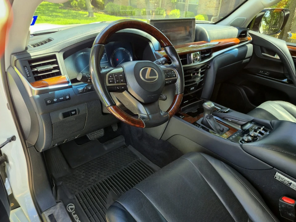 2017 Lexus LX 3rd Gen - Image 17 of 31