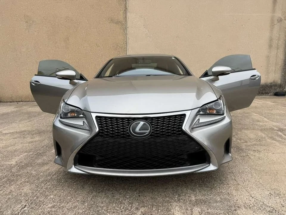 2017 Lexus RC - Image 2 of 11