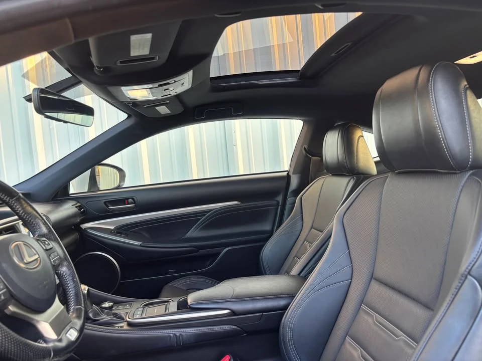 2017 Lexus RC - Image 9 of 20