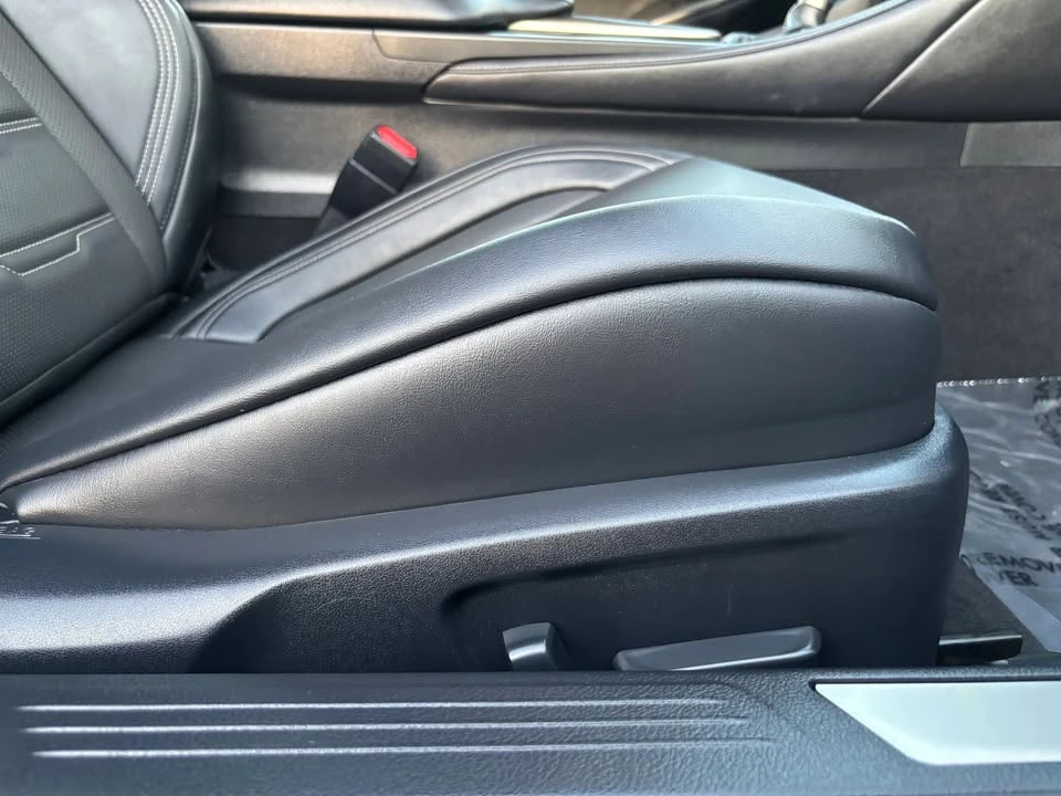 2017 Lexus RC - Image 12 of 20