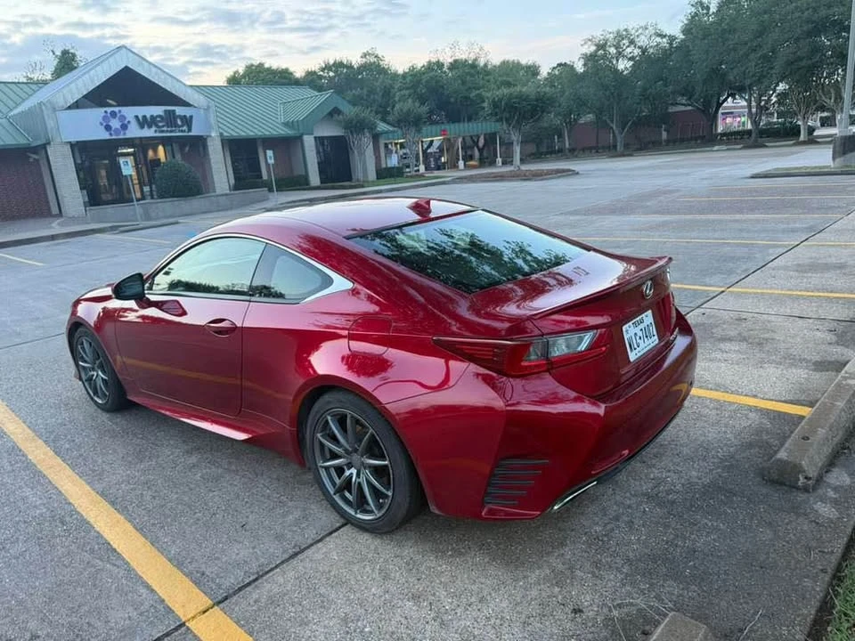 2017 Lexus RC - Image 3 of 8