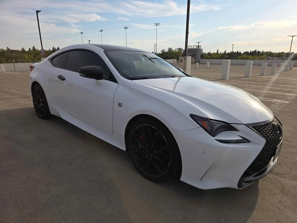2017 Lexus RC - Image 2 of 10