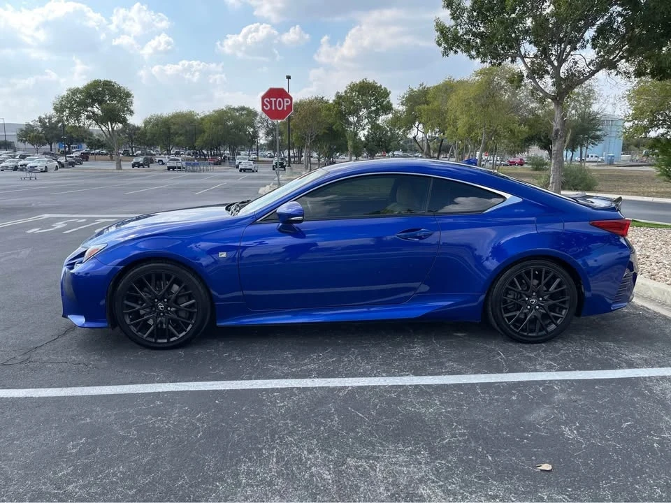 2017 Lexus RC - Image 7 of 20